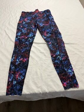lululemon athletica Black Multicolor Floral Leggings